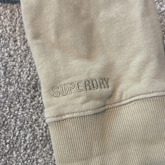 Superdry Men's Tan Crewneck Sweater - Picture 5 of 5